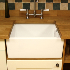 How to Choose Kitchen Sinks for Solid Oak Kitchens