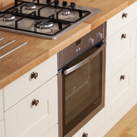 It's easy to include inbuilt appliances such as ovens, washing machines or dishwashers into our solid wood kitchens.