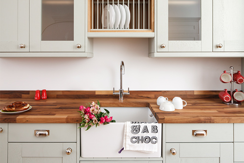 Colour is a fantastic way to create shabby chic style in your kitchen, like this display in our Camden showroom (which features Shaker frontals in Farrow & Ball’s Mizzle).