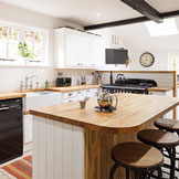 Styling Solid Wood Kitchens