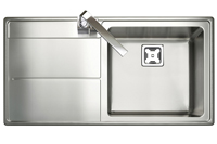 This Rangemaster Arlington Sink looks modern and luxurious – an ideal overmounted option for contemporary kitchens